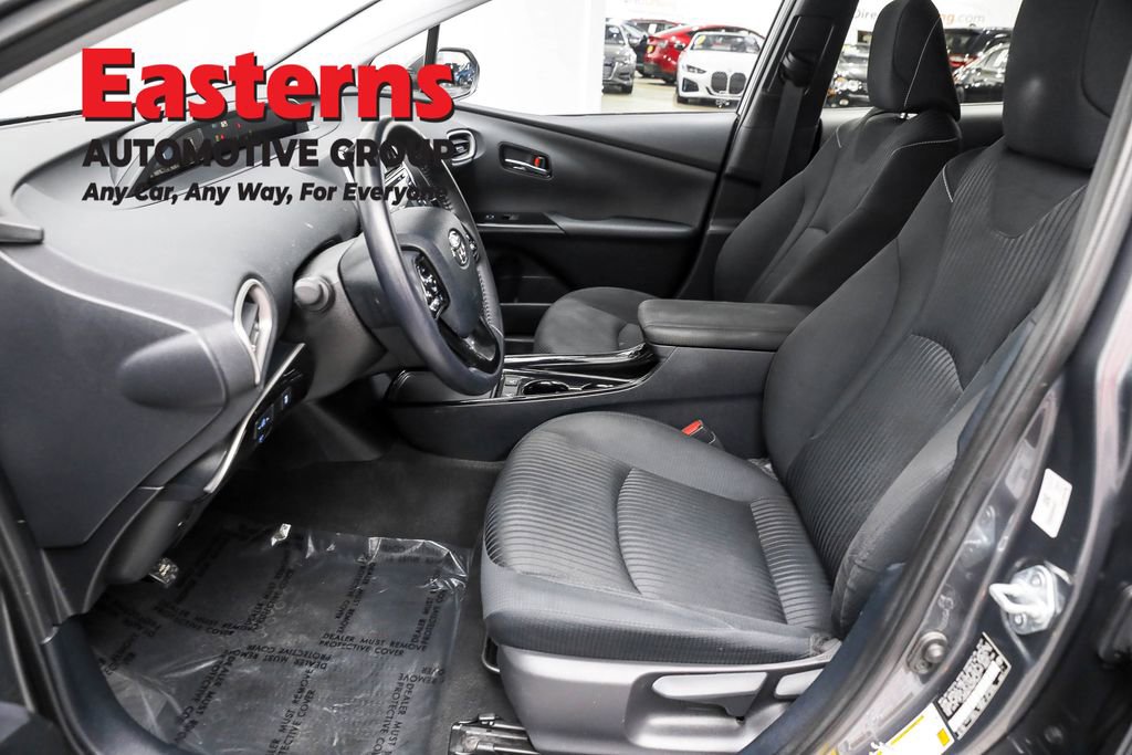 Used 2021 Toyota Prius Prime LE FWD image 14