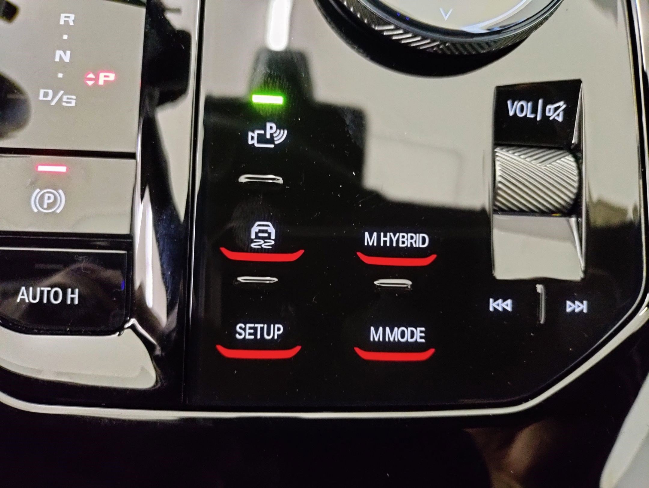 New 2026 BMW M5 w/ Carbon Package image 22