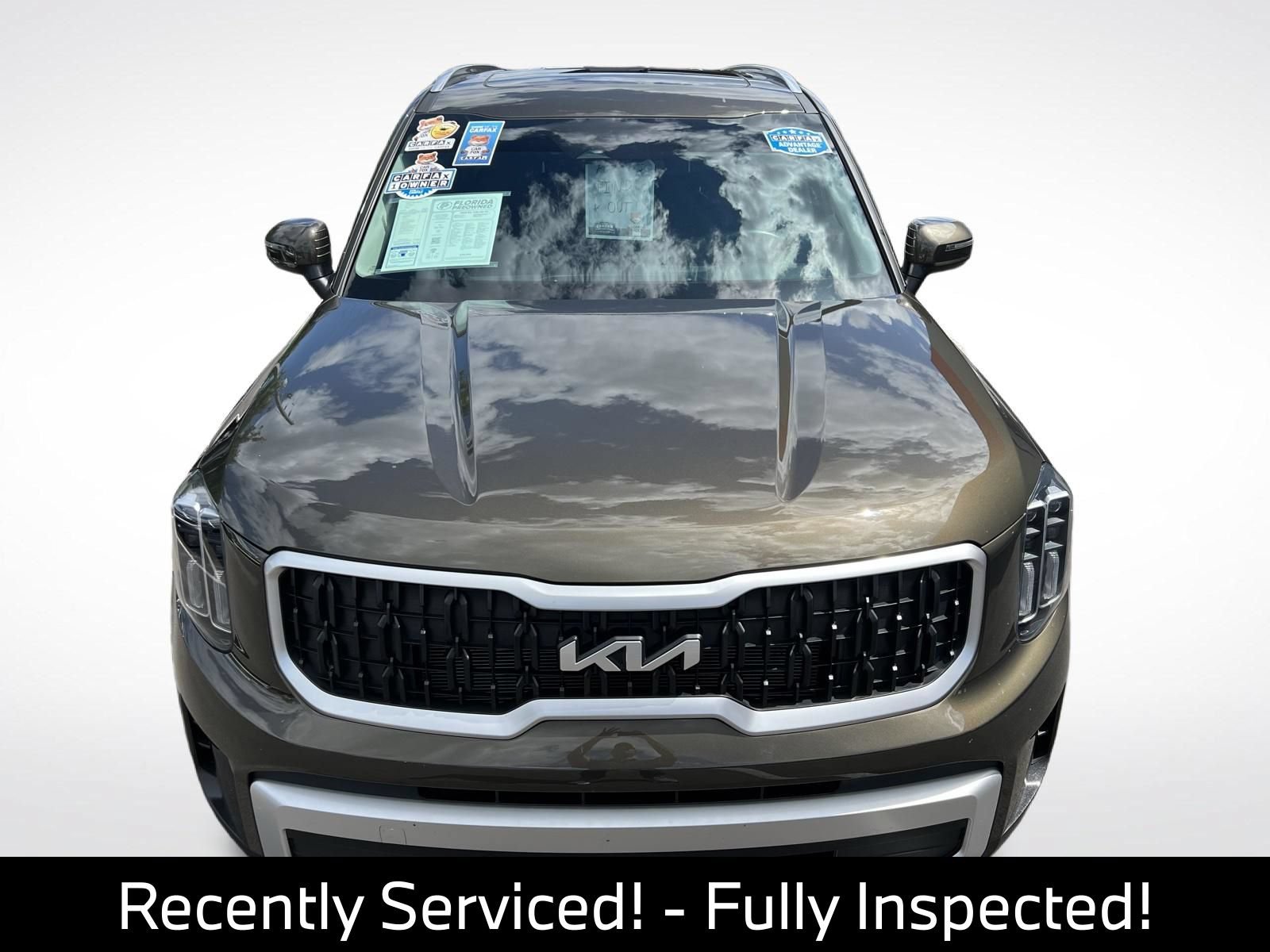 Used 2025 Kia Telluride EX w/ EX Captain's Chair Package FWD image 6