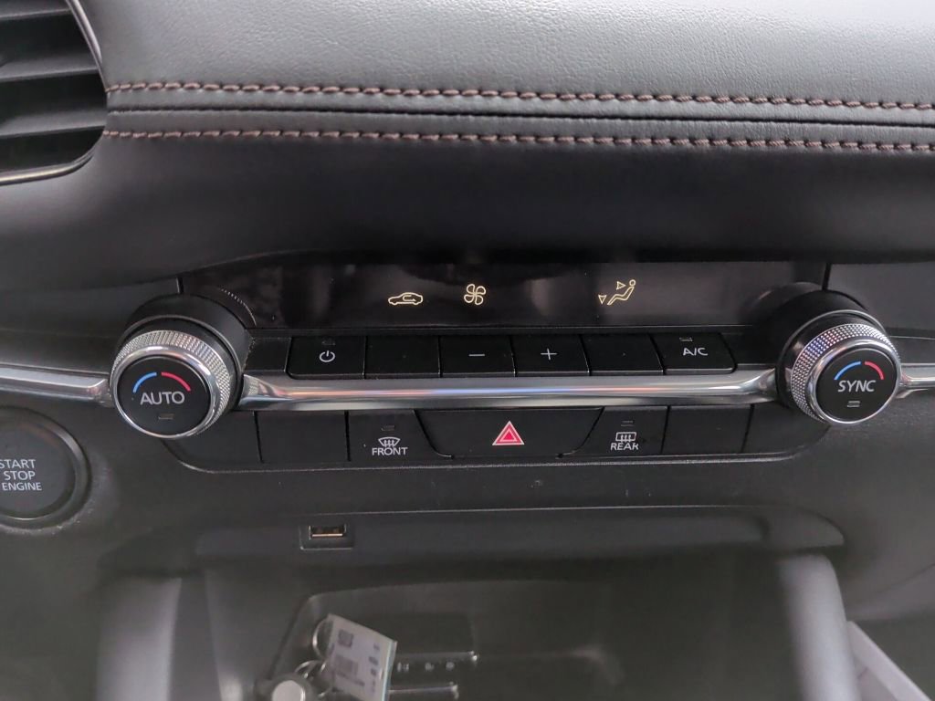 Used 2019 MAZDA MAZDA3 AWD Sedan w/ Select Package image 19