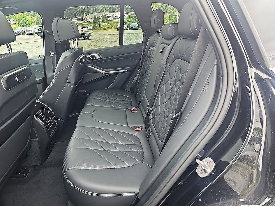 Used 2024 BMW X5 sDrive40i RWD image 30