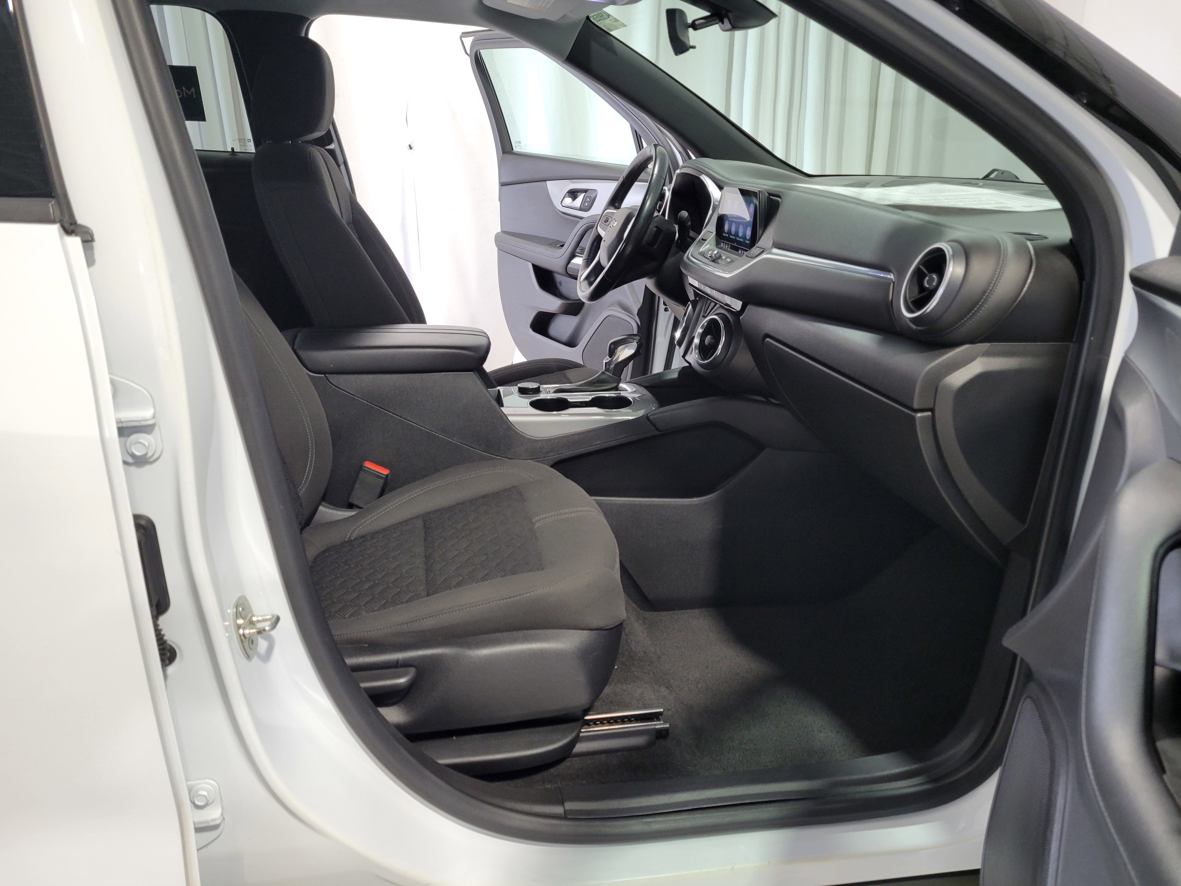 Certified 2019 Chevrolet Blazer LT image 29