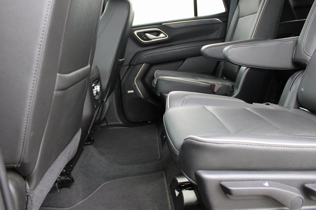 Used 2021 GMC Yukon SLT w/ SLT Premium Package image 29