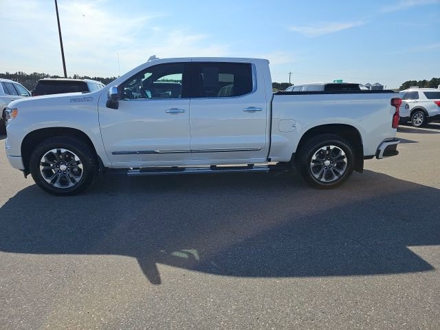 Used 2024 Chevrolet Silverado 1500 High Country image 2
