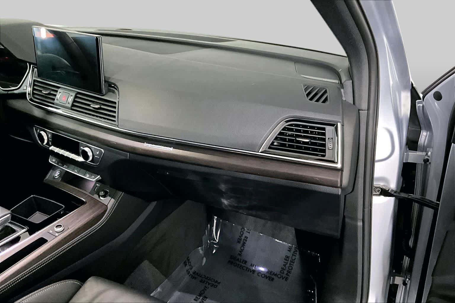 Used 2023 Audi Q5 2.0T Premium Plus AWD/4WD image 19