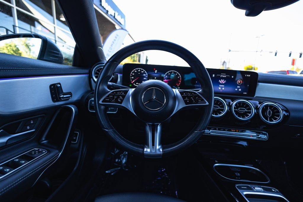 Used 2025 Mercedes-Benz CLA 250 4MATIC image 29