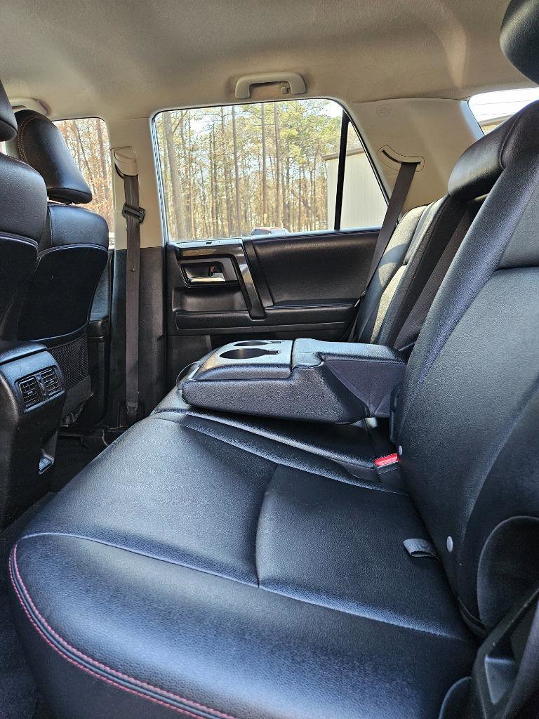 Used 2021 Toyota 4Runner TRD Off-Road Premium image 32