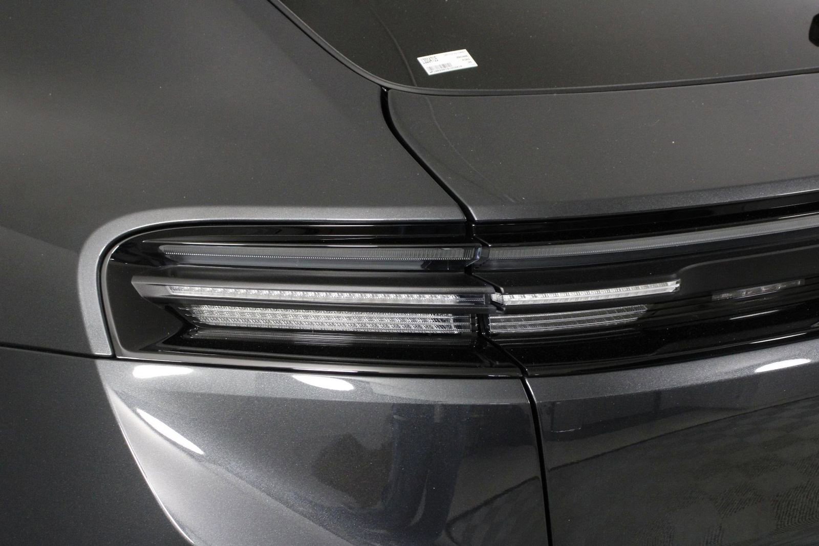 Used 2025 Porsche Macan 4 Electric AWD/4WD image 21