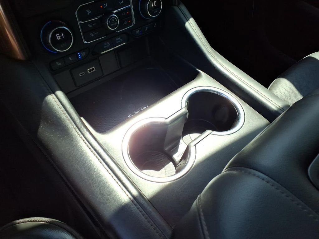 Used 2021 Chevrolet Tahoe High Country AWD/4WD image 20