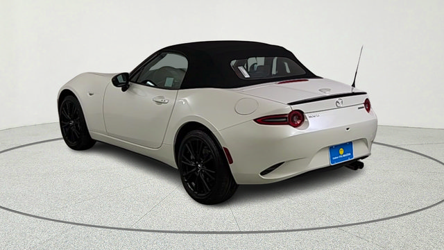 New 2026 MAZDA MX-5 Miata Club w/ Interior Package RWD image 5