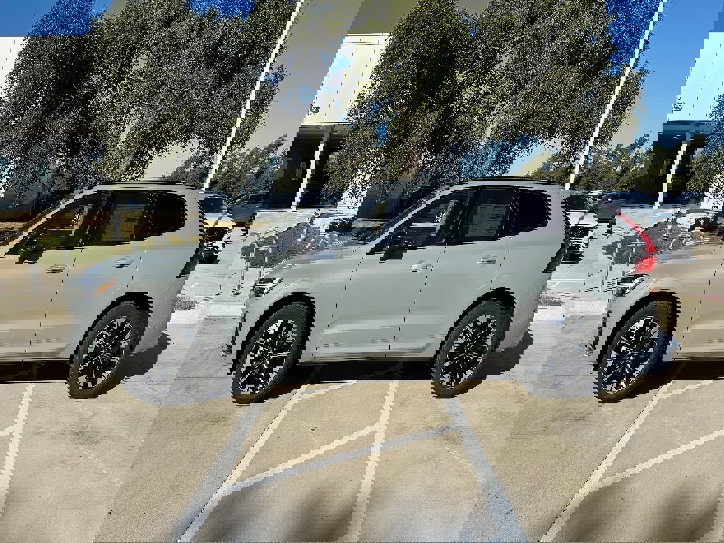 New 2026 Volvo XC60 B5 Plus w/ Protection Package Premier image 3