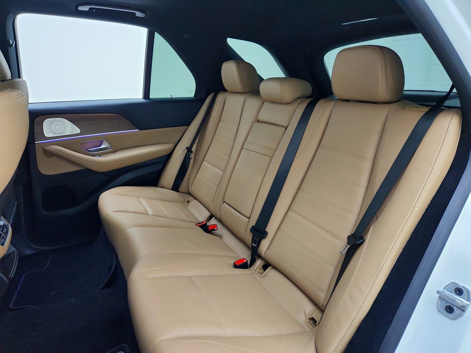 Used 2024 Mercedes-Benz GLE 450e 4MATIC image 26