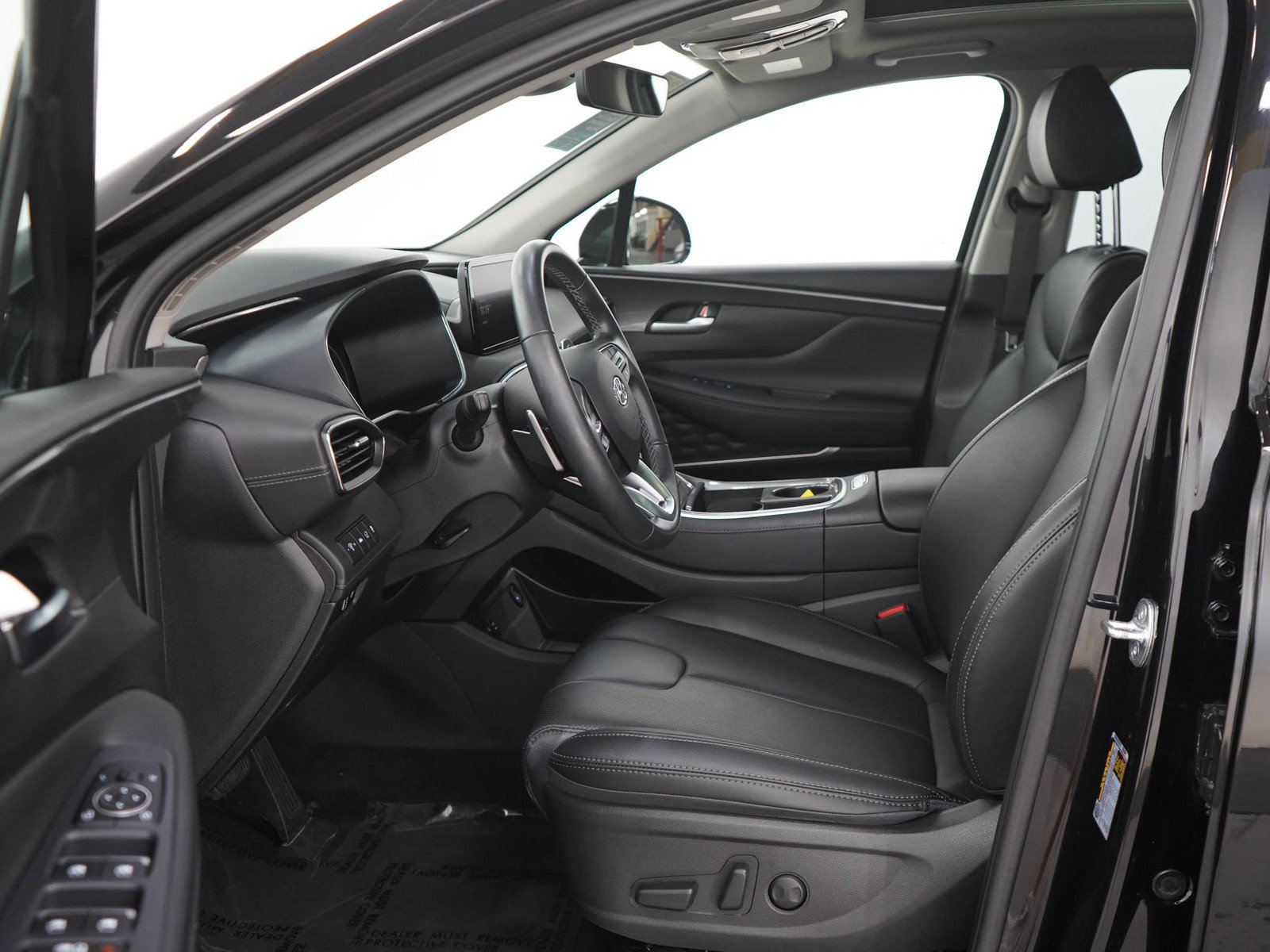 Certified 2023 Hyundai Santa Fe SEL w/ Premium Package AWD/4WD image 22