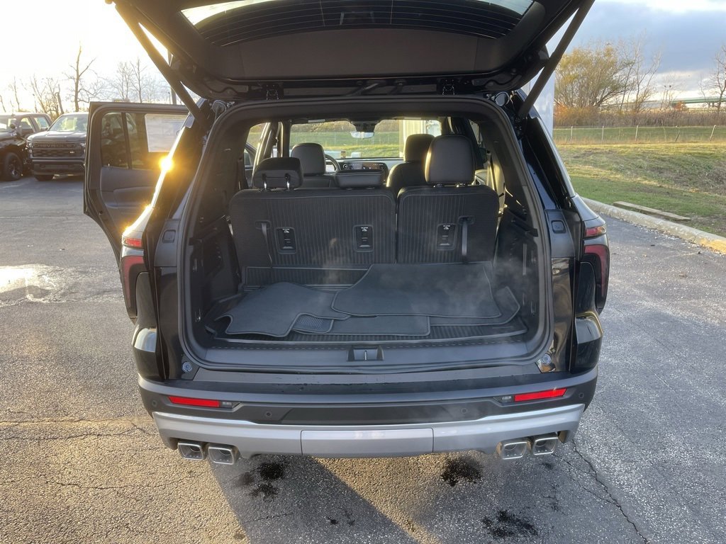 New 2026 Chevrolet Traverse LT w/ Driver Confidence Package image 31