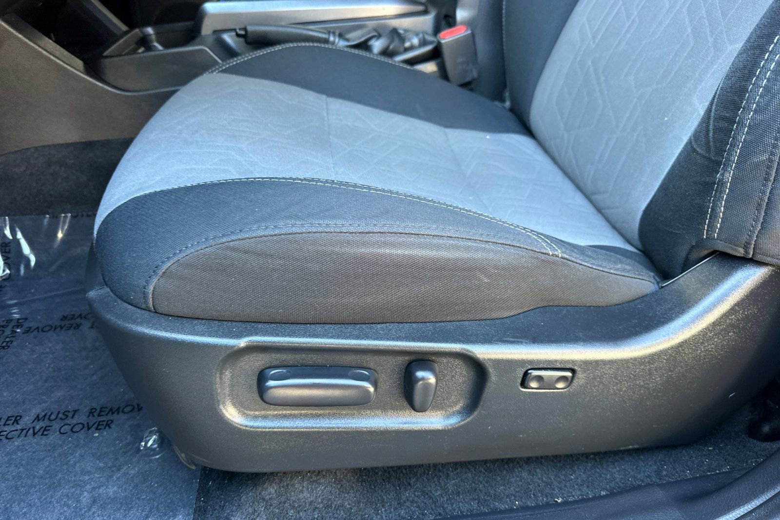 Used 2023 Toyota Tacoma TRD Sport w/ Black Out Package (TMS) image 13