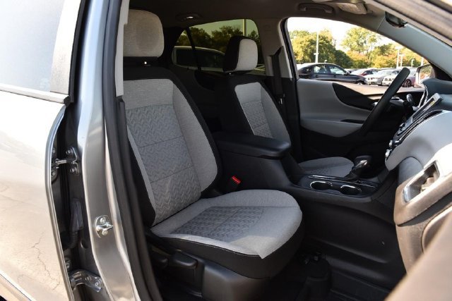 Used 2024 Chevrolet Equinox LS w/ Driver Confidence II Package FWD image 20