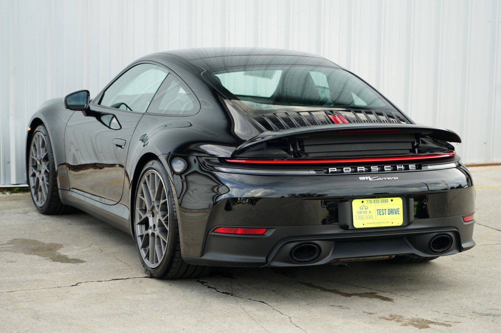 Used 2025 Porsche 911 Carrera RWD image 47