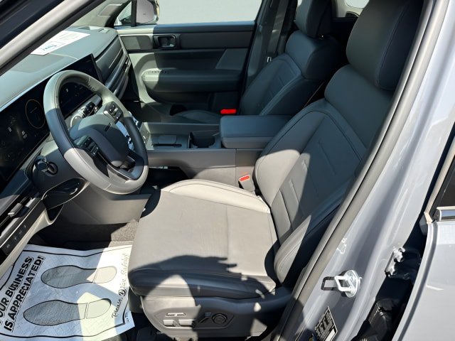 Used 2026 Hyundai Santa Fe Calligraphy AWD/4WD image 5