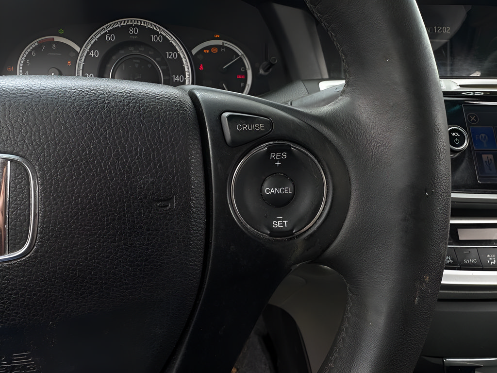 Used 2015 Honda Accord EX-L image 24