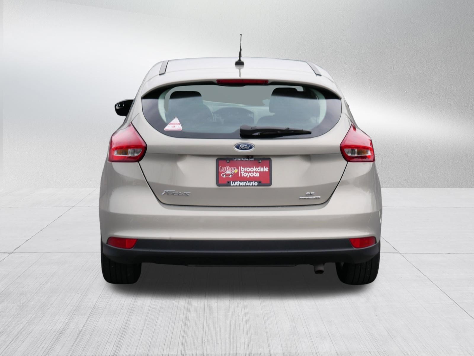 Used 2016 Ford Focus SE FWD image 6