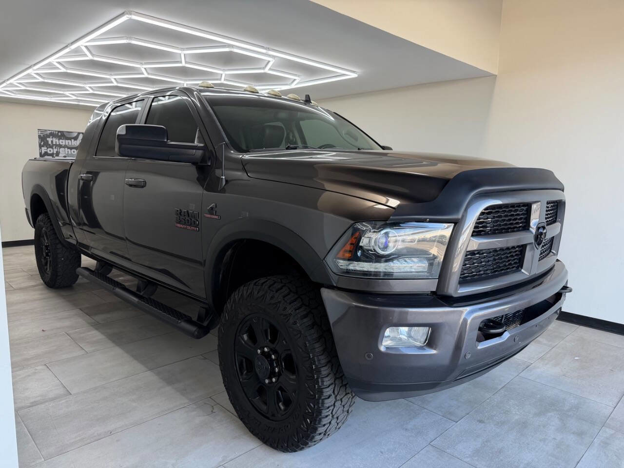 Used 2017 RAM 3500 Laramie w/ Sport Appearance Group AWD/4WD image 10