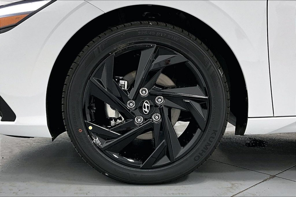 New 2026 Hyundai Elantra Sport FWD image 27