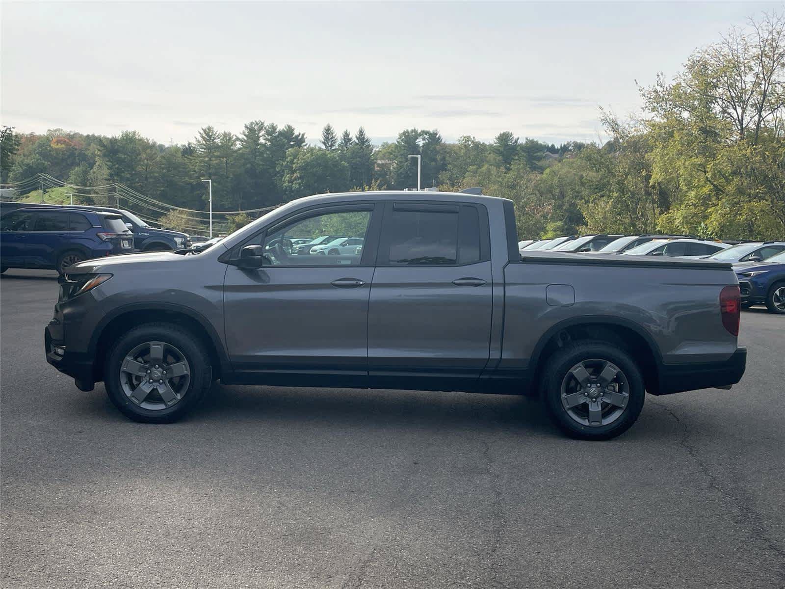 Used 2024 Honda Ridgeline TrailSport image 2