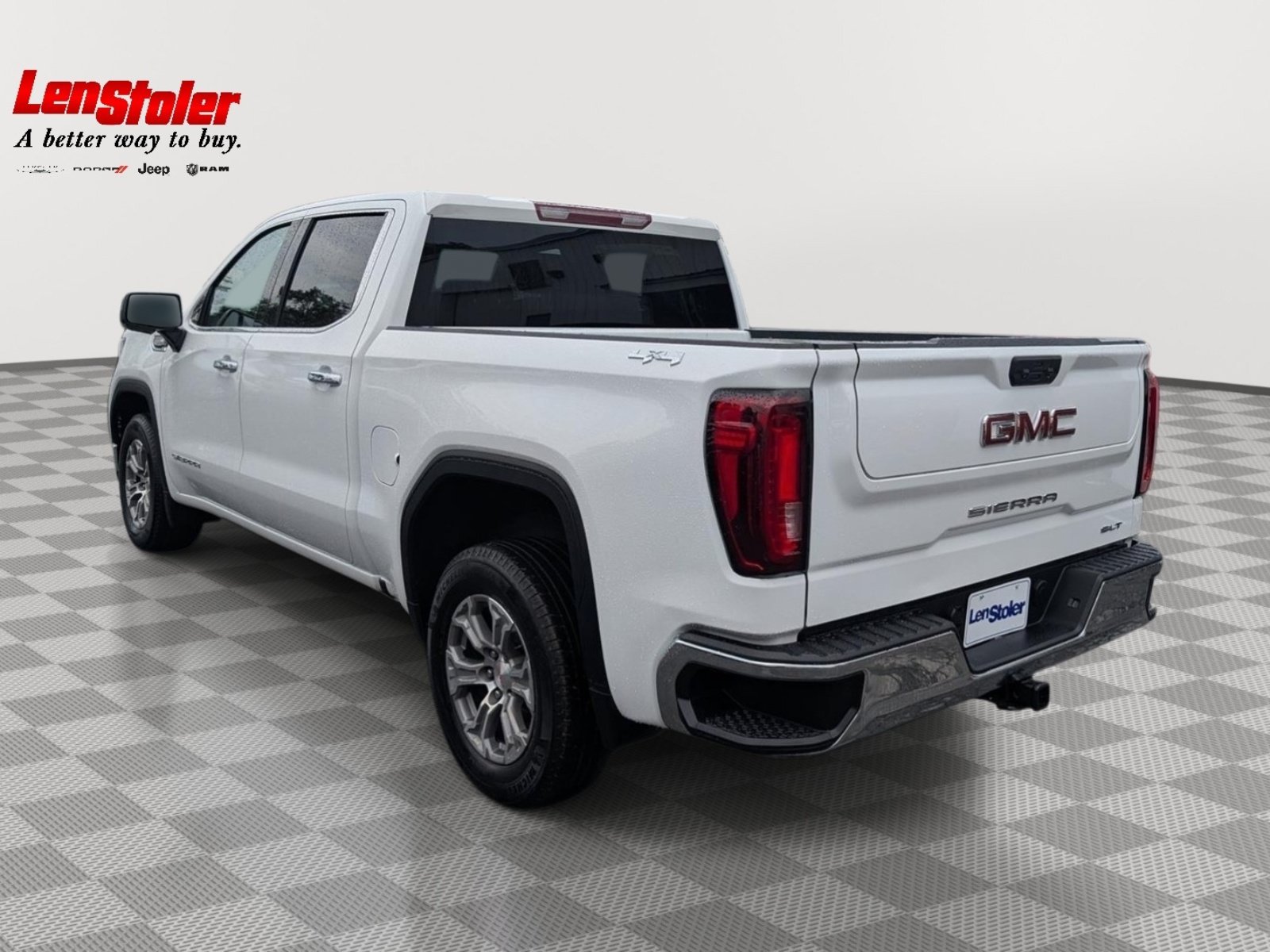 Used 2025 GMC Sierra 1500 SLT AWD/4WD image 3