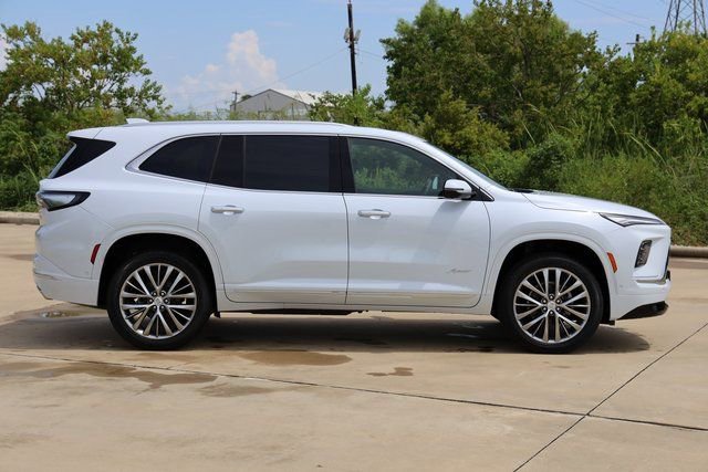 New 2026 Buick Enclave Avenir w/ Super Cruise Package image 4