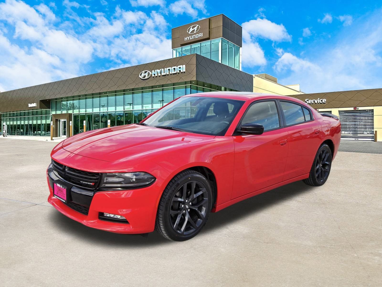 Used 2020 Dodge Charger SXT w/ Driver Convenience Group image 10