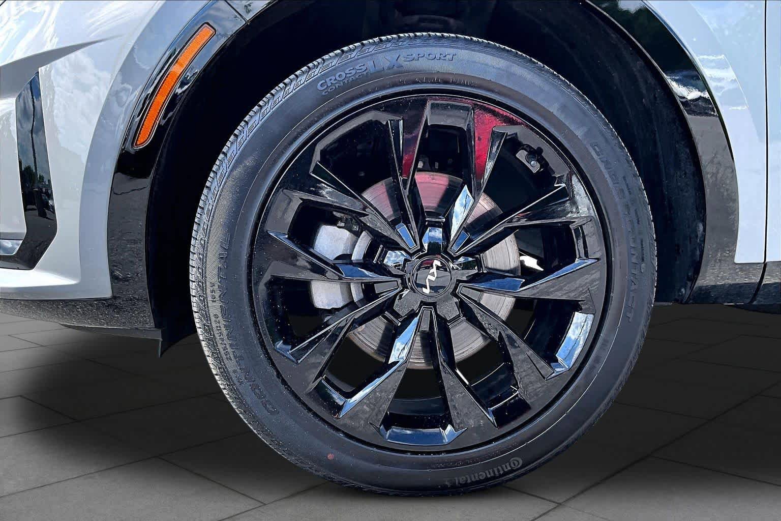 Used 2023 Kia Sorento SX AWD/4WD image 11