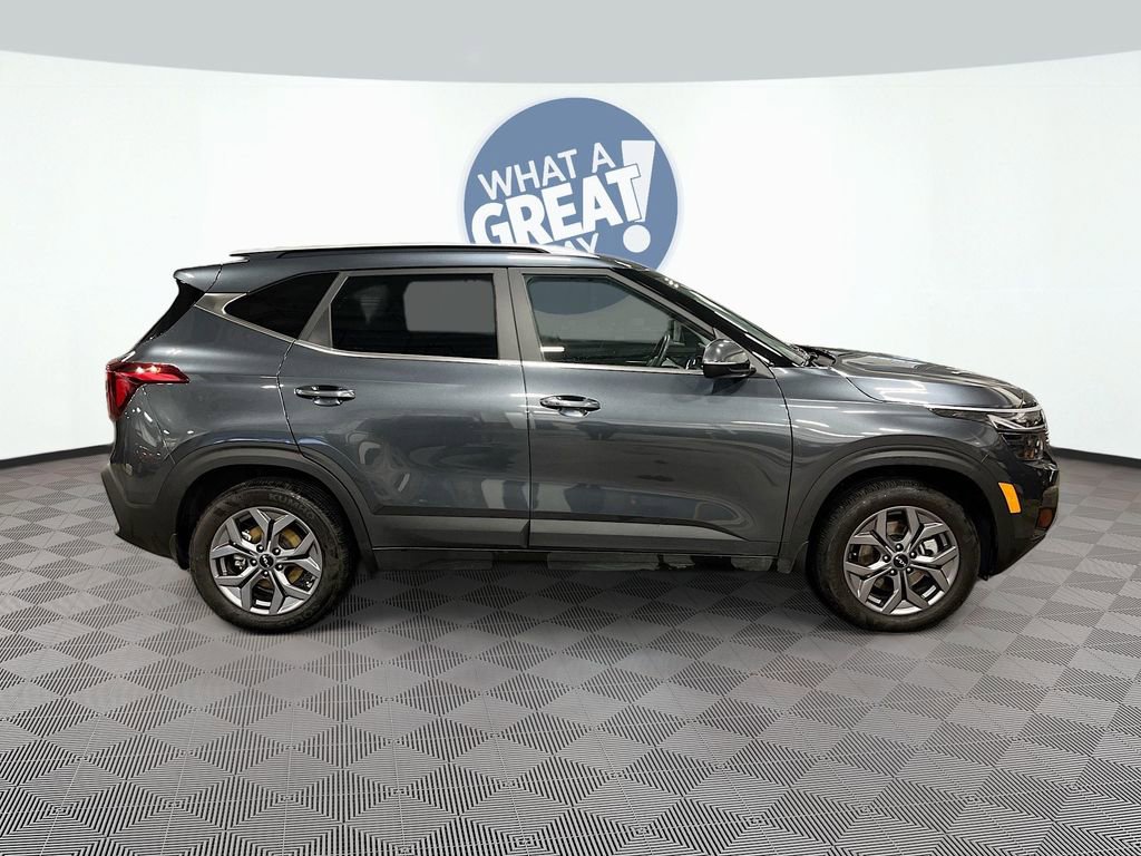 Certified 2024 Kia Seltos S AWD/4WD image 4