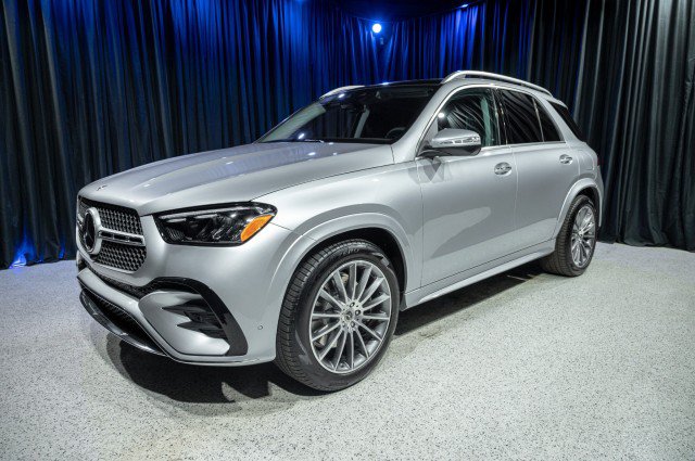 New 2026 Mercedes-Benz GLE 450e 4MATIC