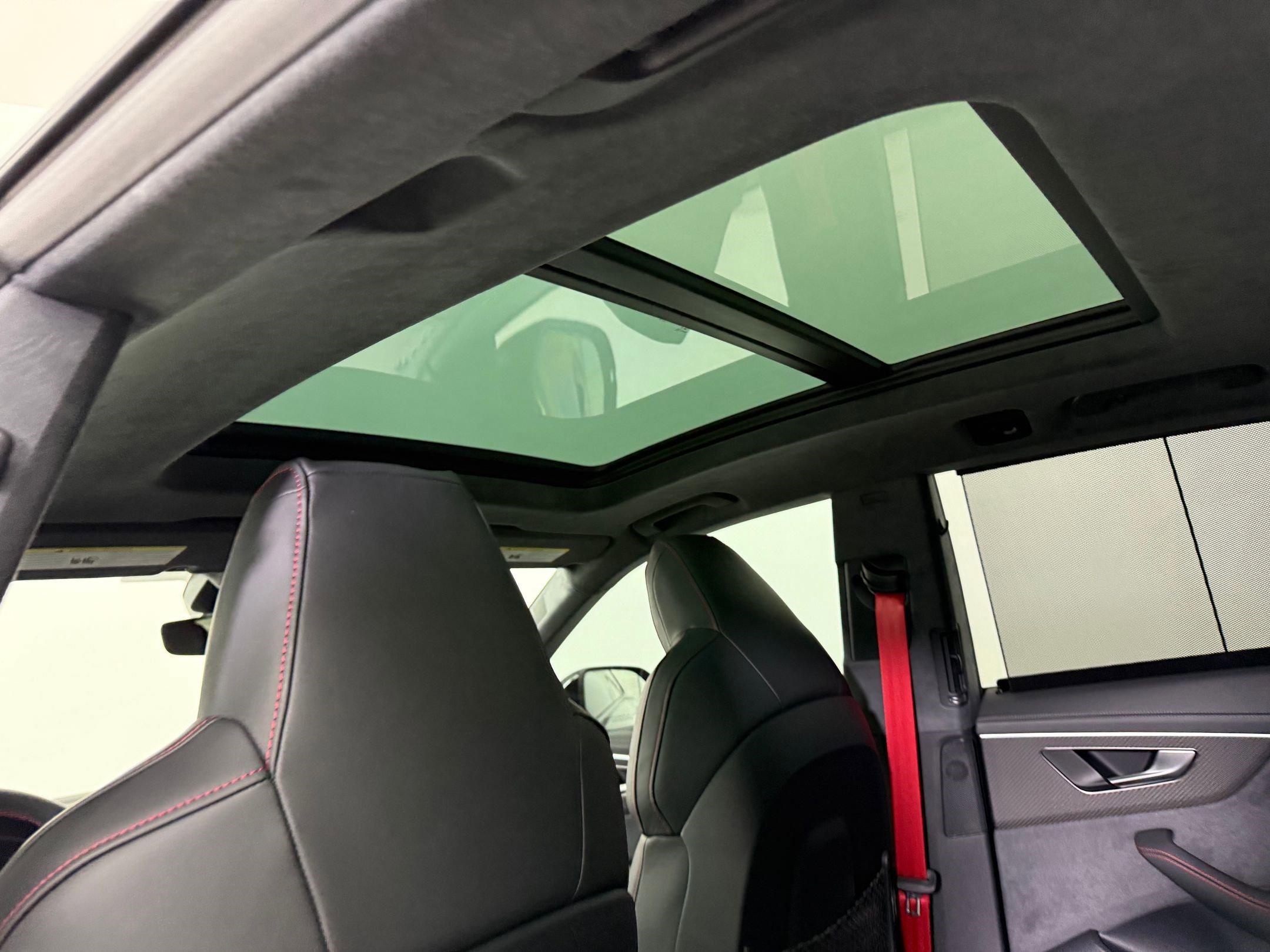 New 2026 Audi SQ8 Prestige image 17