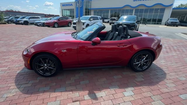 Used 2023 MAZDA MX-5 Miata Grand Touring RWD image 8
