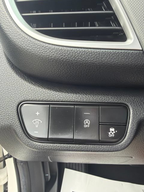 Used 2021 Kia Seltos LX w/ Paint Protection Package AWD/4WD image 13