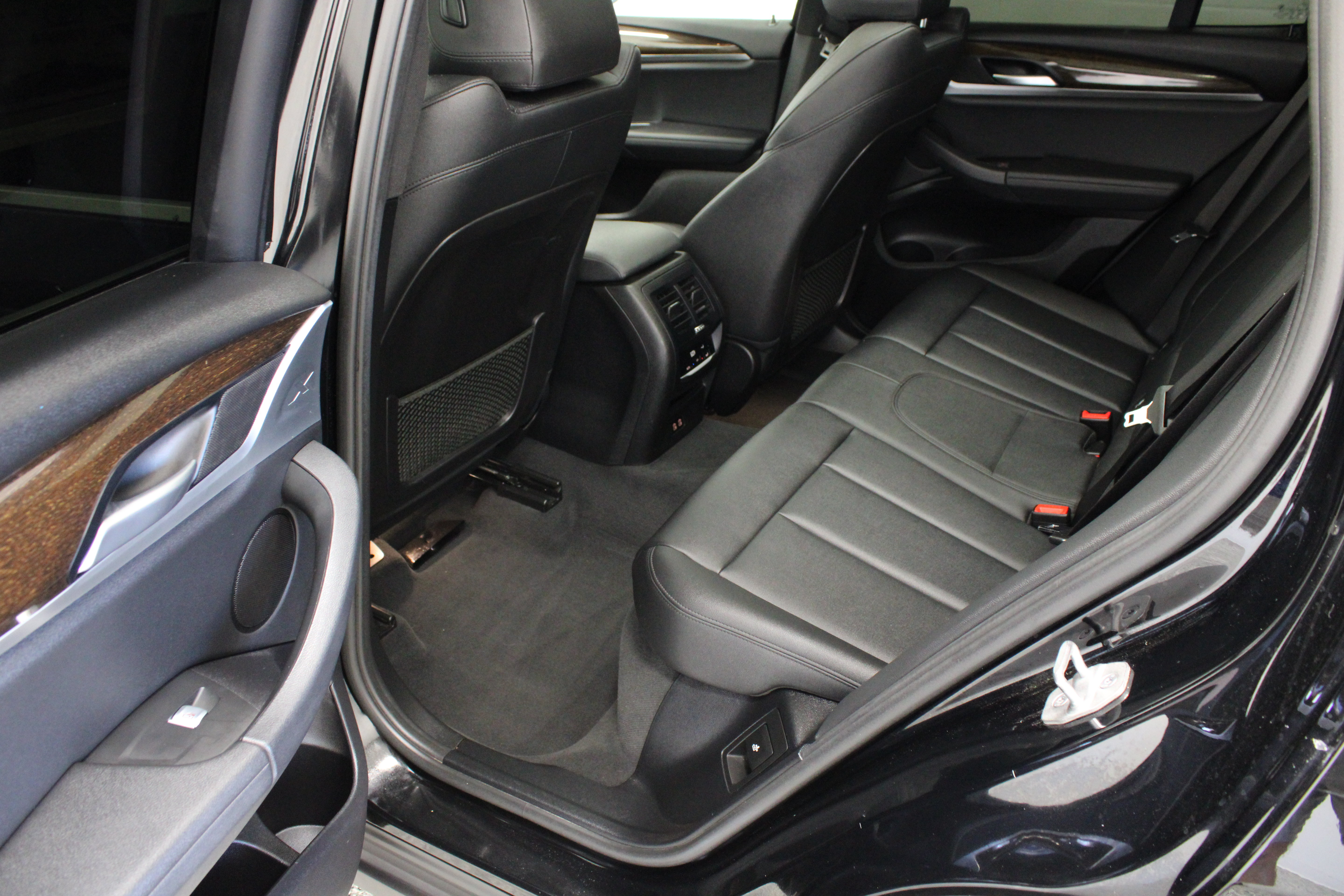 Used 2021 BMW X3 sDrive30i w/ Convenience Package RWD image 31