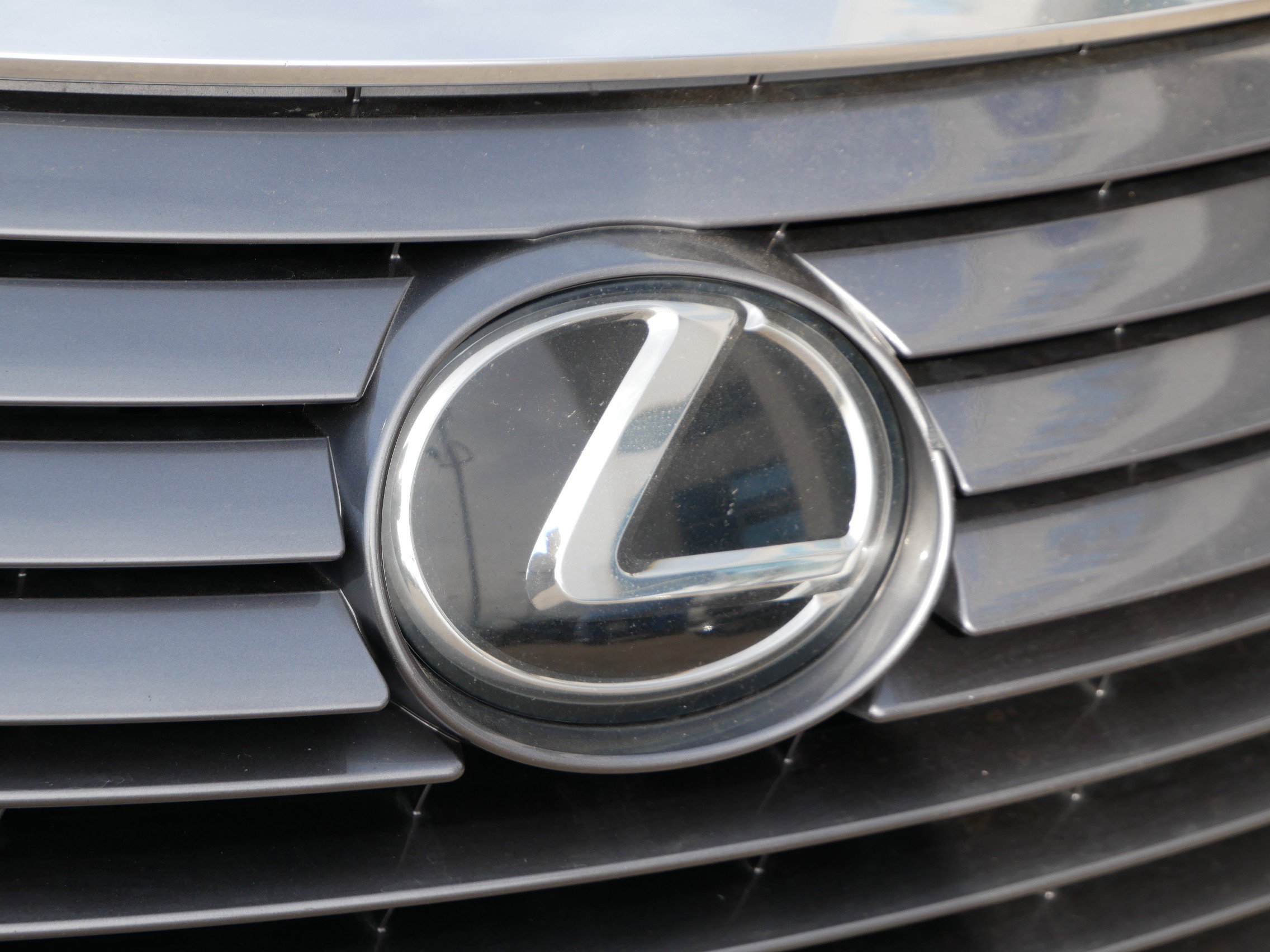 Used 2018 Lexus RX 350L Premium w/ Premium Package image 4