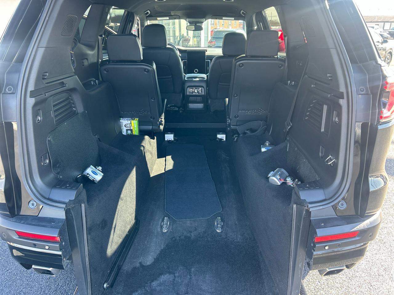 Used 2025 GMC Acadia Elevation w/ Elevation Premium Package image 20