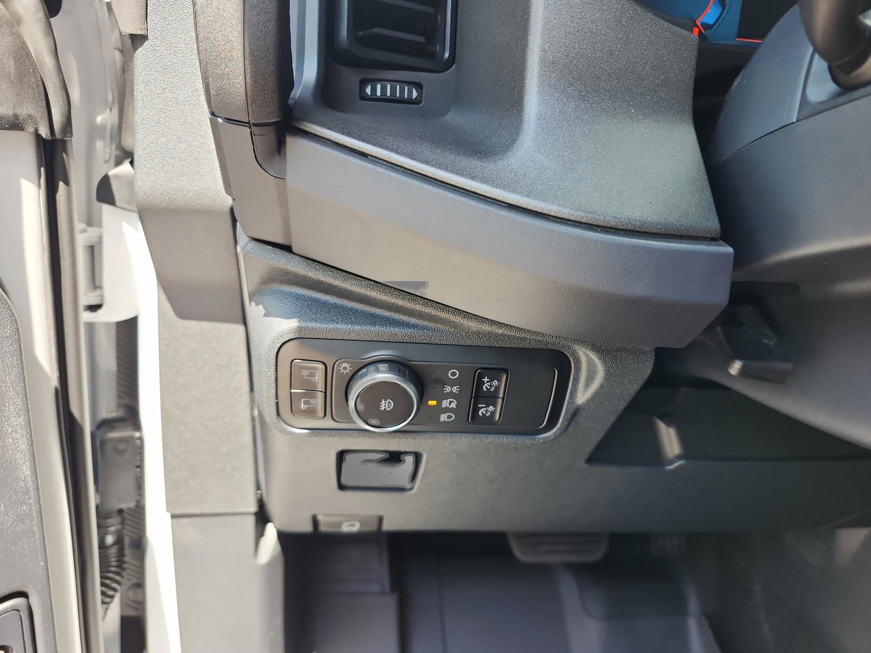 New 2025 Ford Bronco Badlands image 12