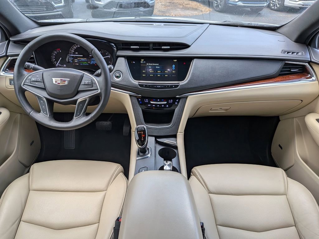 Used 2018 Cadillac XT5 Premium Luxury image 17