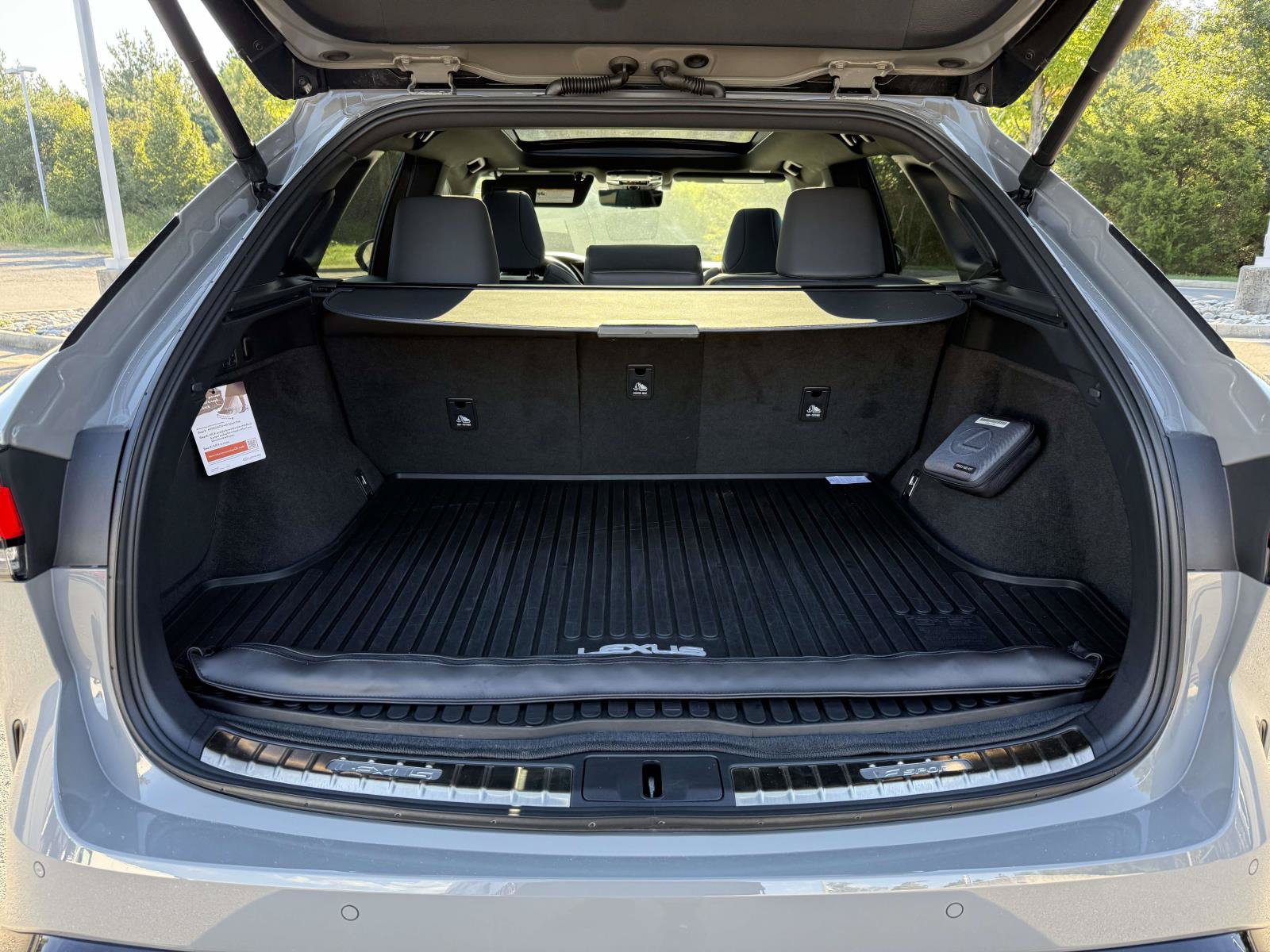 Used 2025 Lexus RX 500h F Sport AWD/4WD image 28