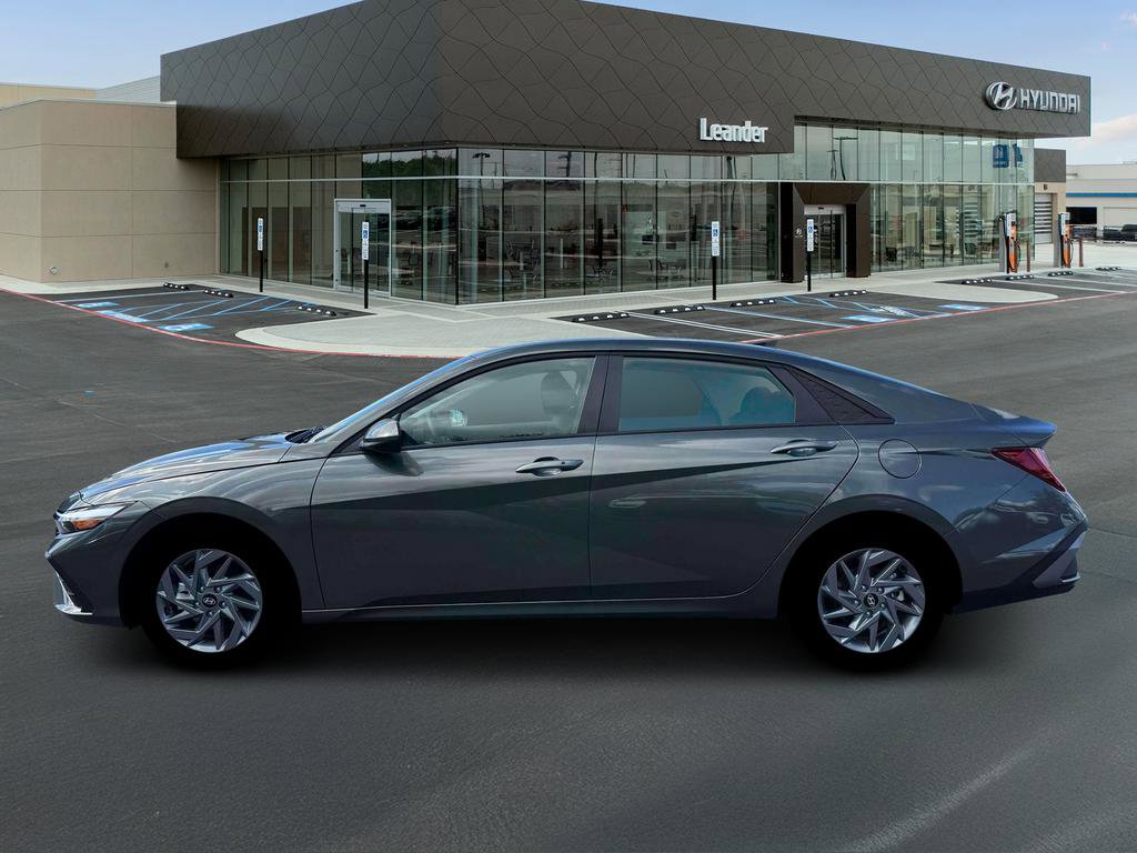 New 2026 Hyundai Elantra Blue image 3
