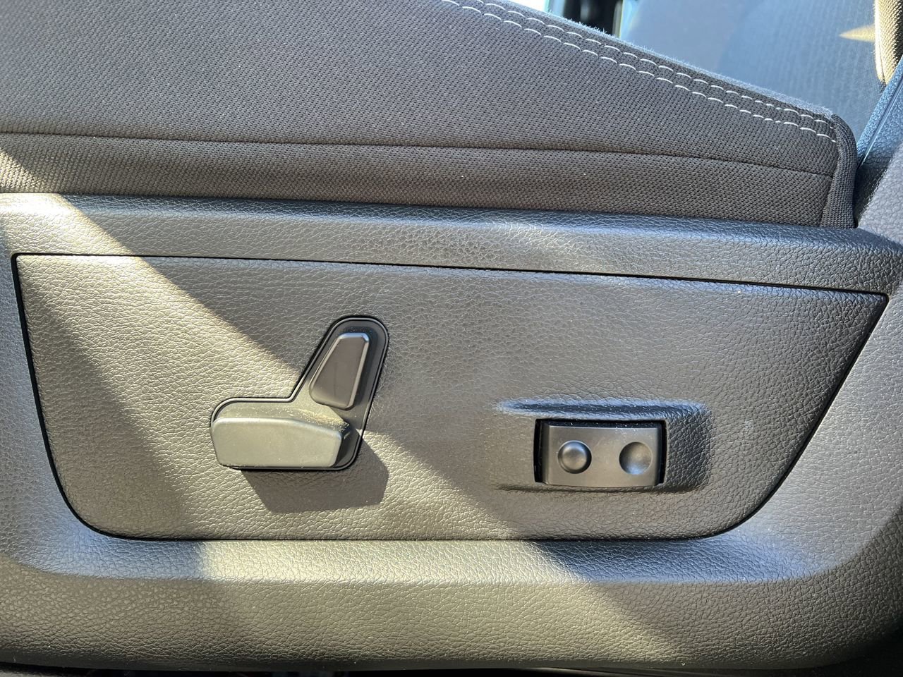 Used 2024 RAM 2500 Big Horn w/ Bed Utility Group image 23