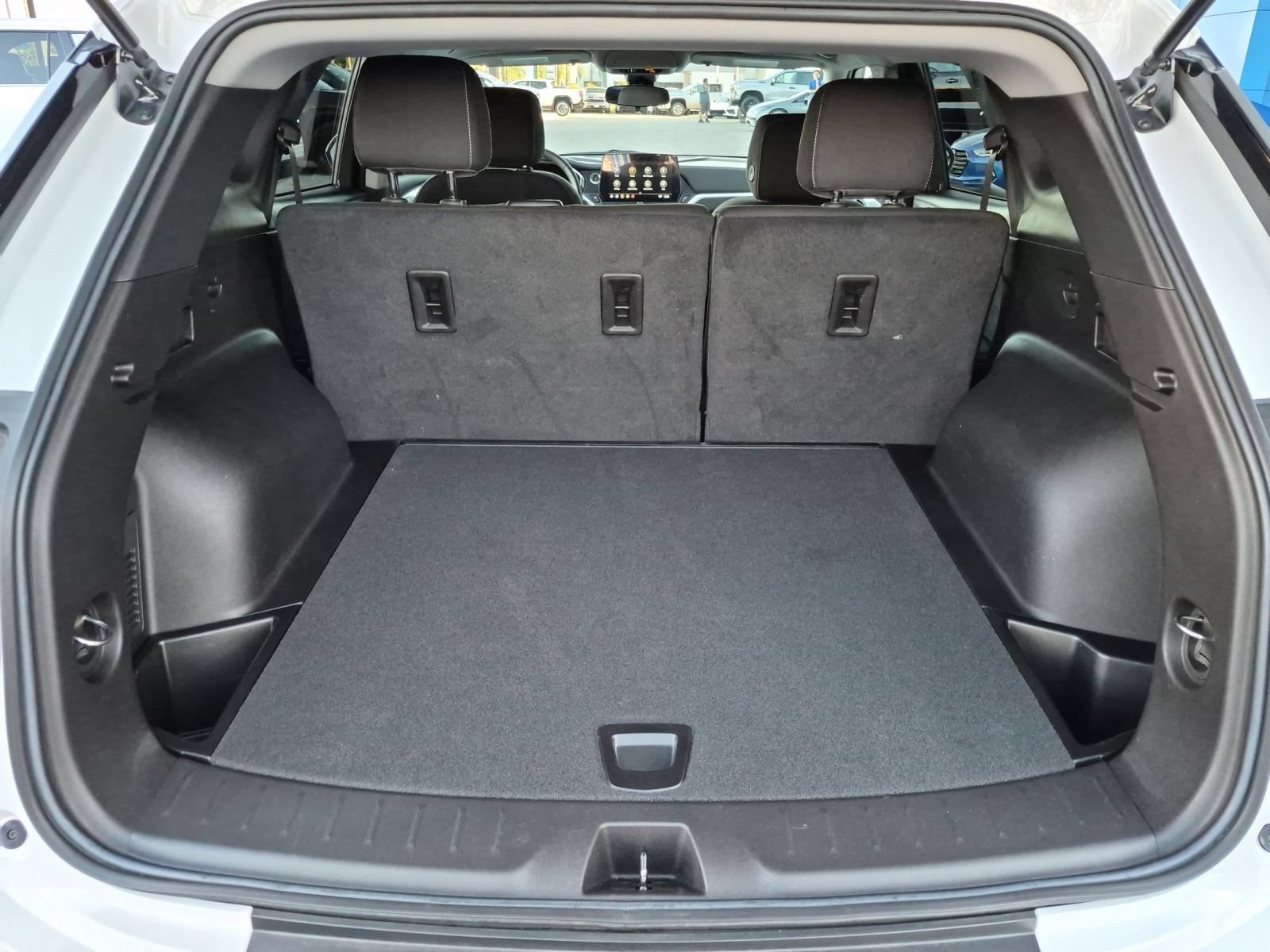 Used 2024 Chevrolet Blazer LT w/ LPO, Cargo Package FWD image 25