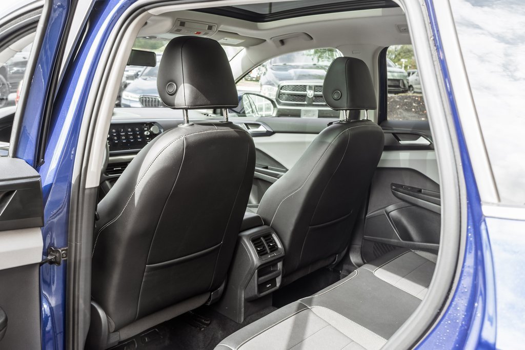 Used 2022 Volkswagen Taos SE image 26