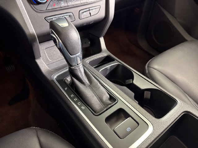 Used 2019 Ford Escape SEL AWD/4WD image 32