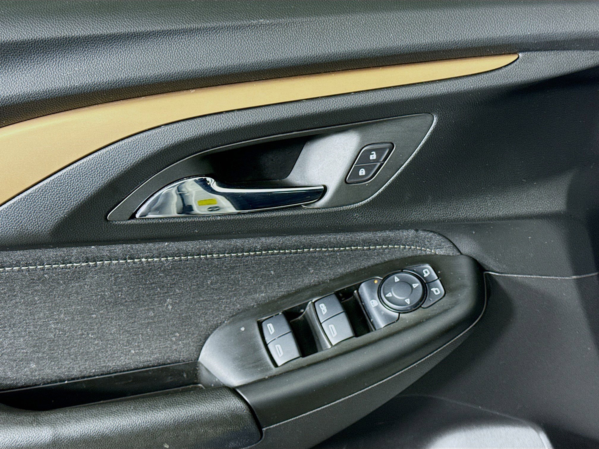 Used 2023 Chevrolet TrailBlazer ACTIV w/ Technology Package image 24