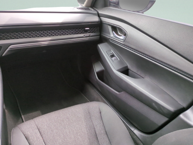 Used 2025 Honda Accord SE image 14