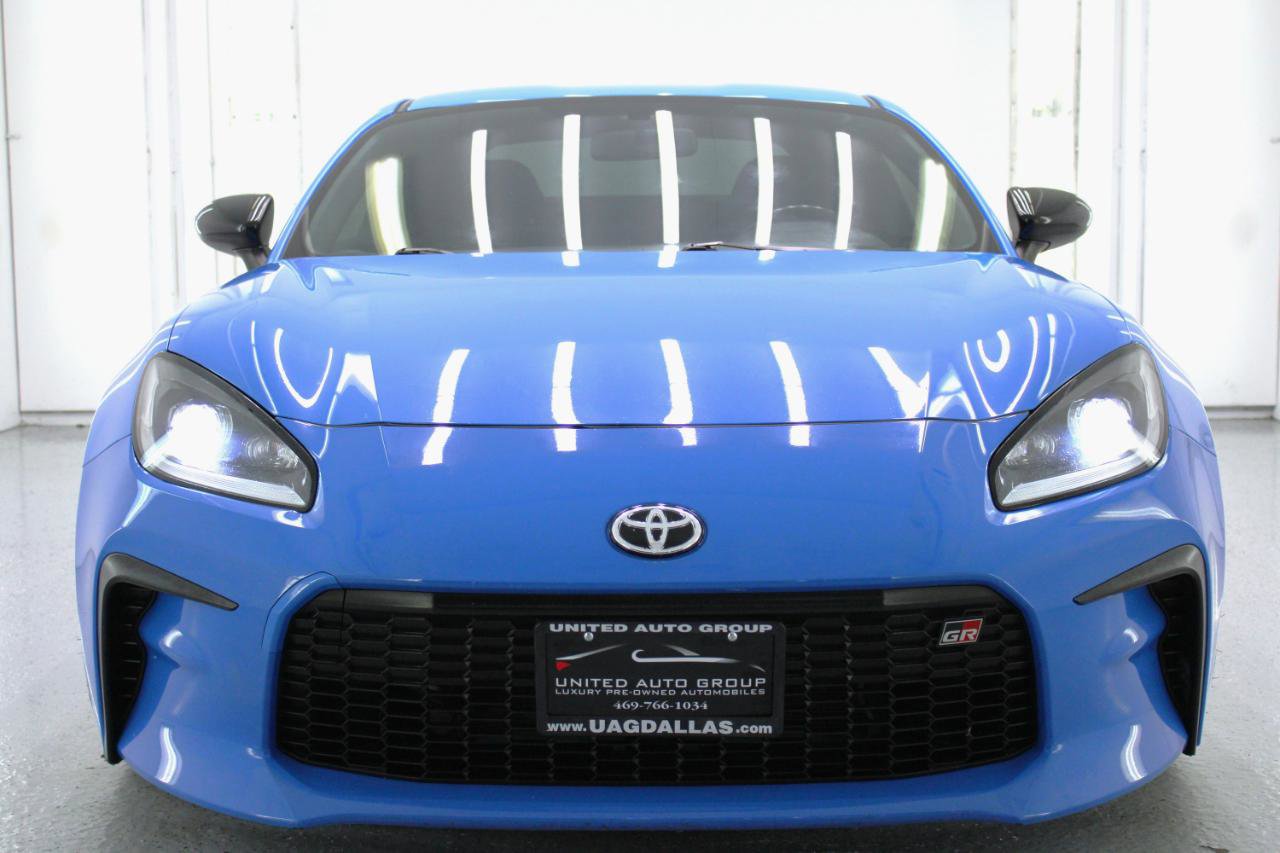 Used 2022 Toyota GR86 image 25
